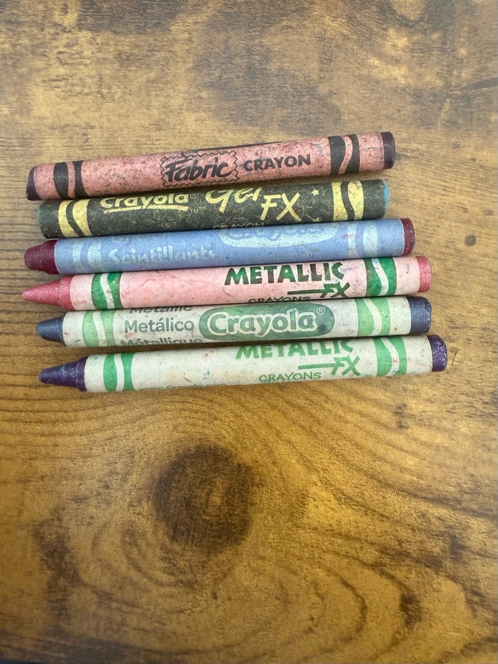 Set of vintage / collectible / discontinued Crayola - assorted specialty